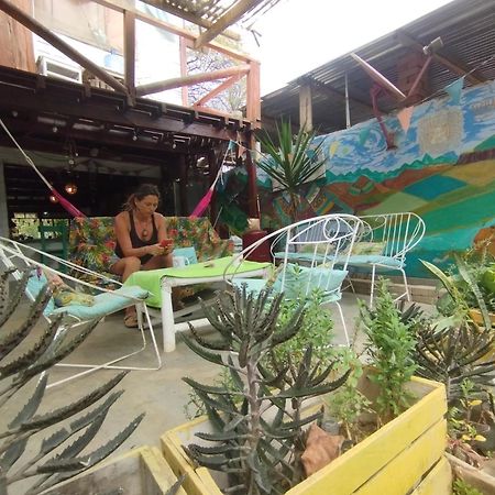 Wiracocha Hostal Máncora Zewnętrze zdjęcie